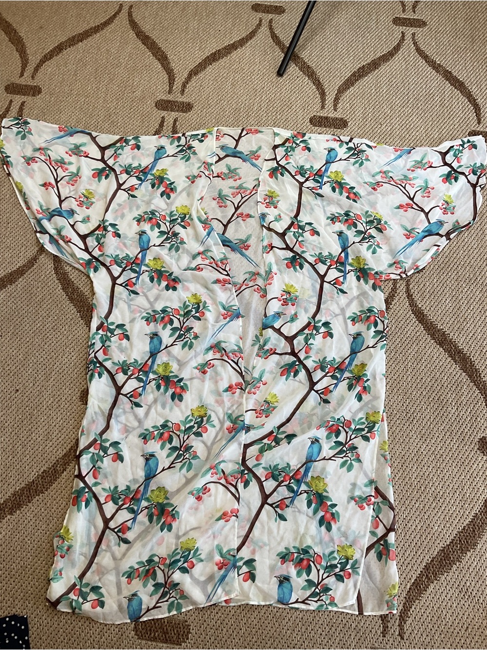 White Bird & Branch Print Lightweight Kimono